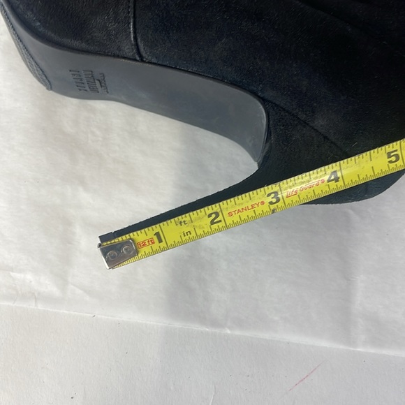 Stuart Weitzman tall shaft Boots- blk suede. excellent quality! - Picture 15 of 15